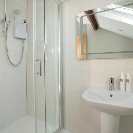 Relaxing With Large Terrace By Letmestay Σπίτι διακοπών Ambleside