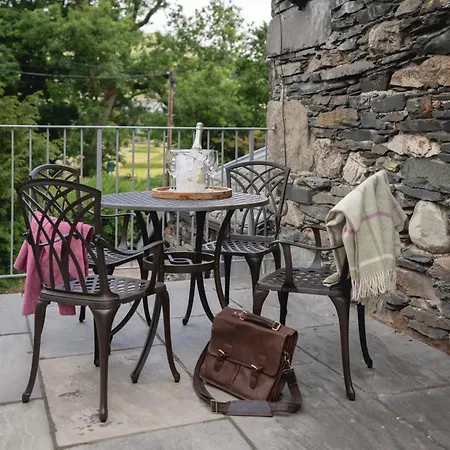 Casa de Férias Relaxing With Large Terrace By Letmestay