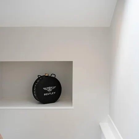 Relaxing With Large Terrace By Letmestay * אמבלסייד