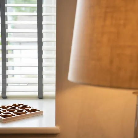 Relaxing With Large Terrace By Letmestay אמבלסייד